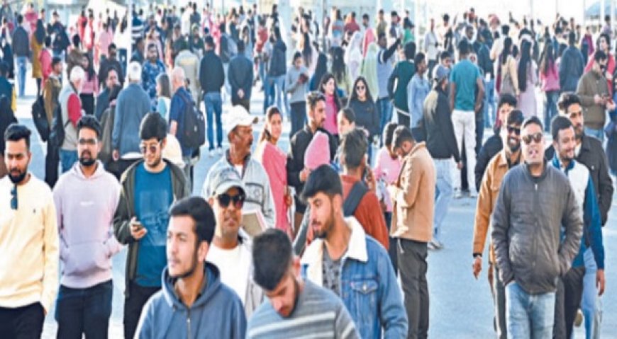 हिमाचल प्रदेश में वीकेंड टूरिज्म ने पकड़ी रफ्तार,बड़ी संख्या में  प्रदेश के पर्यटन स्थलों पर पहुंच रहे सैलानी 