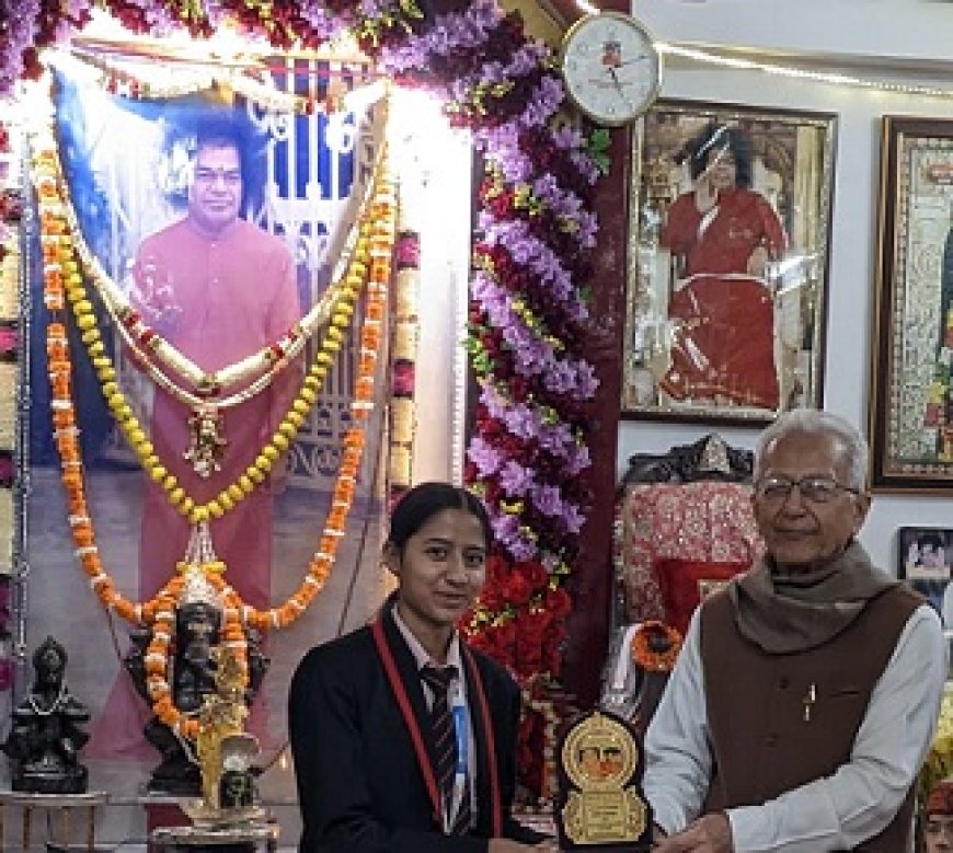 कैरियर एकेडमी का परचम बुलंद,गौरांशी सैनी ने प्रथम स्थान किया प्राप्त  