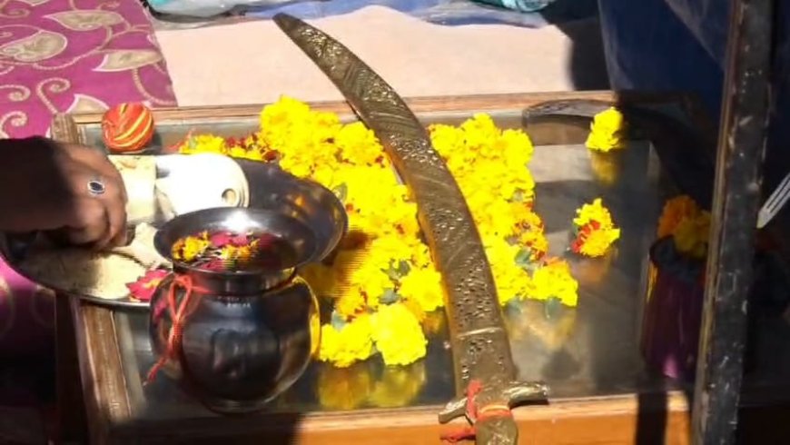 संजौली में हिंदू संघर्ष समिति ने किया शस्त्र पूजन , प्रशासन को दे डाली बड़ी चेतावनी