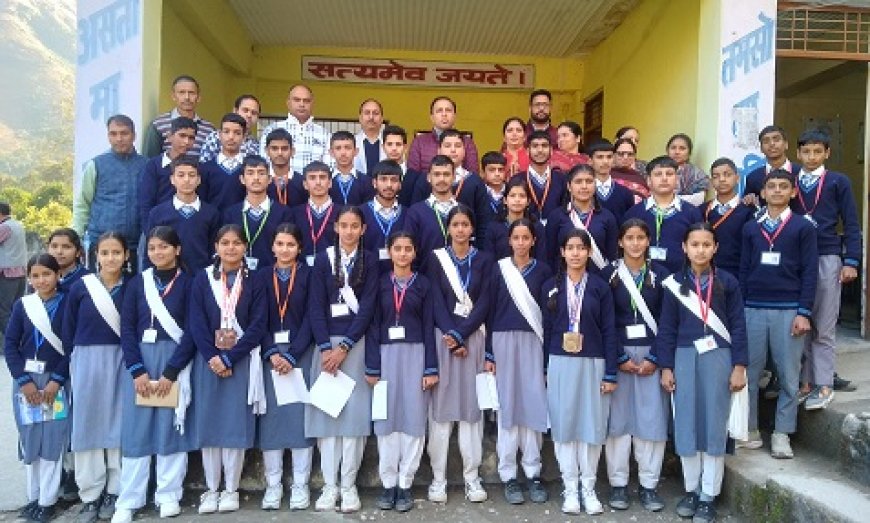 एसडीएम ने  रा•व• मा• पा• सावल का किया निरिक्षण,गुणवत्तापूर्ण शिक्षा प्रदान करना प्रशासन की प्राथमिकता :अमर नेगी