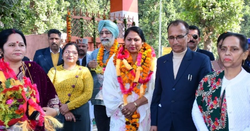 राजकीय वरिष्ठ माध्यमिक पाठशाला अजोली में वार्षिक पारितोषिक वितरण समारोह का भव्य आयोजन