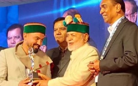 हिमाचल के बेटे आशीष नेगी देश के शीर्ष युवा अचीवर्स सम्मान से किया सम्मानित 