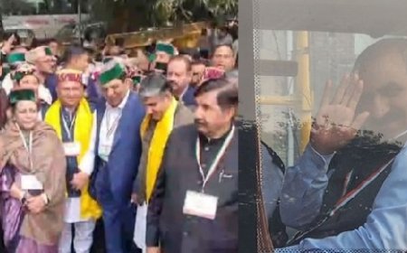 नई दिल्ली के रामलीला मैदान में  'वोट चोर- गद्दी छोड़' अभियान में सीएम सुक्खू समेत अन्य नेता हुआ शामिल 