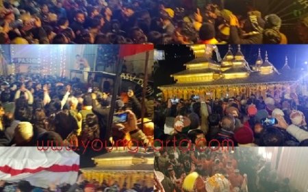 ब्रह्म मुहूर्त में सुबह 4:00 बजे पश्मी मंदिर में विराजे छात्रधारी चालदा महासू महाराज 