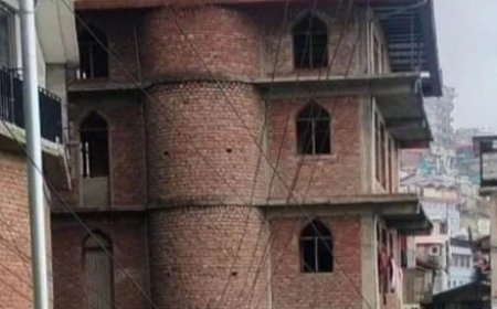 संजौली मस्ज़िद के ऊपरी अवैध हिस्से को हटवाने के लिए हिंदू संगठनों ने एमसी आयुक्त को सौंपा ज्ञापन