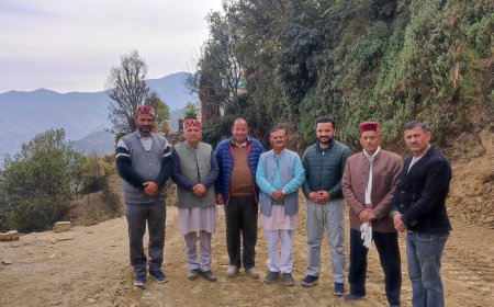 सड़क संपर्क मार्ग डिमाईना एवं उप स्वास्थ्य केंद्र भवन गेहल भाजपा की देन 