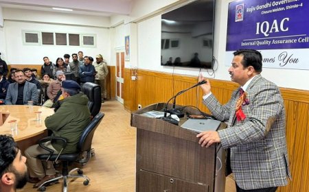 कम से कम 5 छात्रों को नशे से दूर रहने के लिए करें प्रेरित : अनुपम कश्यप