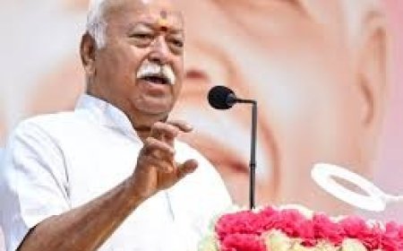 धर्म से नहीं , संविधान से चलता है देश , हिंदुओं की रक्षा के सवाल पर आरएसएस प्रमुख मोहन भागवत का संदेश