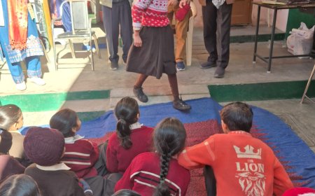 बाल संस्कार कार्यक्रम के तहत प्राथमिक पाठशाला ढाब्बो के छात्रों को भारत विकास परिषद ने वितरित किये स्वेटर 