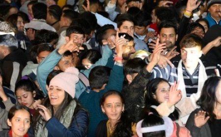 शिमला विंटर कार्निवल की पांचवीं सांस्कृतिक संध्या पर सूफी कलाकारों ने दर्शकों को खूब नचाया 