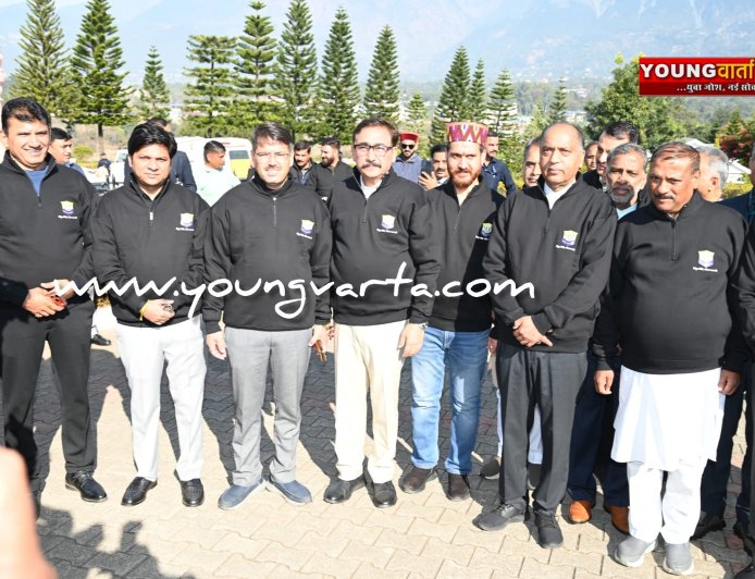 मरीज इलाज के लिए तरस रहे और सरकार विपक्ष के खिलाफ प्रचार पर खर्च कर रही करोड़ों रुपये : जयराम ठाकुर