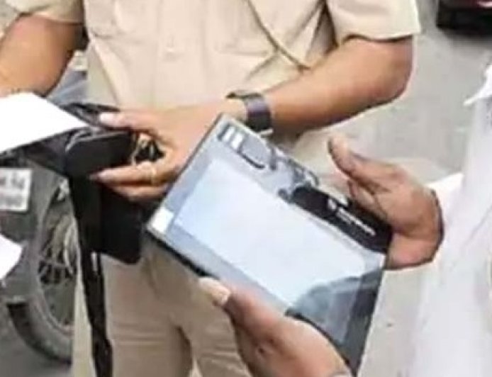 कुल्लू में यातायात नियमों की अवहेलना पर आरटीओ कार्यालय सख्त ,30 नवंबर तक तीन करोड़ के काटे चालान  