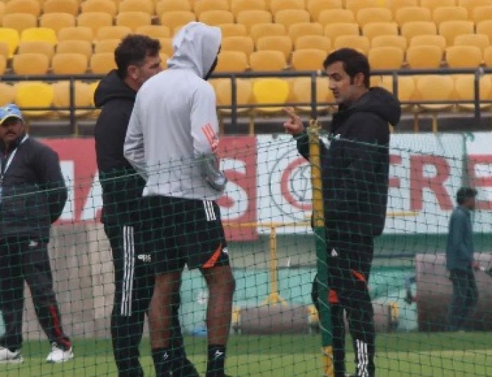 अंतरराष्ट्रीय क्रिकेट स्टेडियम धर्मशाला में भारत और दक्षिण अफ्रीका की टीमें होंगी आमने-सामने  