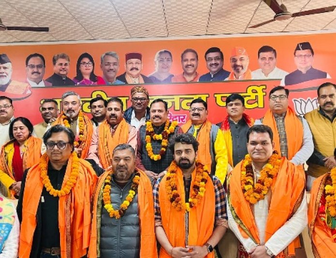 भारतीय जनता पार्टी जिला कार्यालय जगजीतपुर हरिद्वार पर नवनियुक्त मोर्चो के जिला अध्यक्षों का स्वागत अभिनंदन समारोह आयोजित
