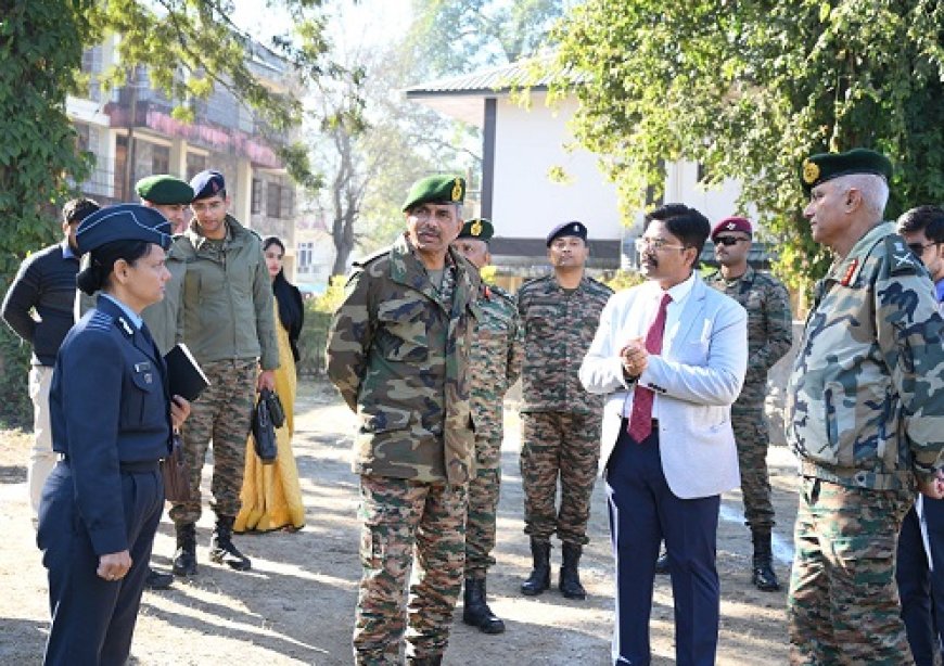 लेफ्टिनेंट जनरल मनोज कुमार कटियार ने किया सैनिक स्कूल का दौरा