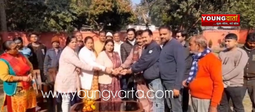 मेयर किरन जैसल ने वेंडिंग जोन के लाभार्थी स्ट्रीट वेंडर्स को सौंपी कियॉस्क की चाबियां 