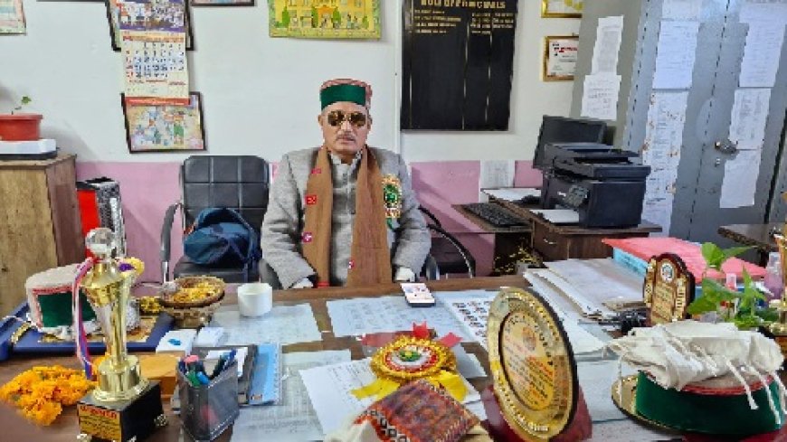 कोटला बरोग के प्रधानाचार्य ने 10वीं गणित विषय के विद्यार्थियों के लिए फ्री ऑनलाइन विंटर वेकेशन क्लास की शुरू 