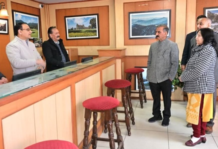 मुख्यमंत्री सुखविंद्र सिंह सुक्खू ने मालरोड स्थित पर्यटक सूचना केंद्र का किया निरीक्षण  
