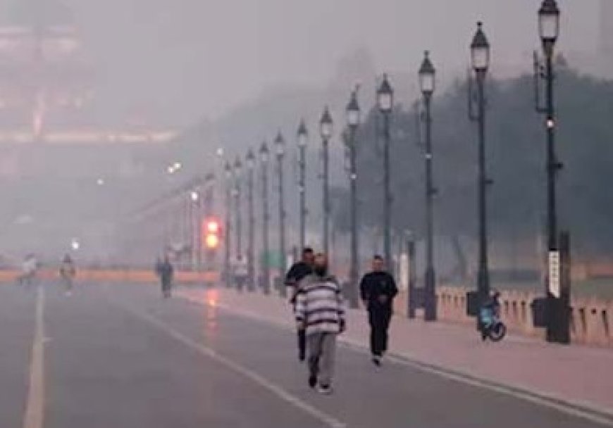 50 दिन बाद दिल्लीवासियों ने ली राहत की सांस, वायु गुणवत्ता सूचकांक गिरकर 220 पर पहुंचा 