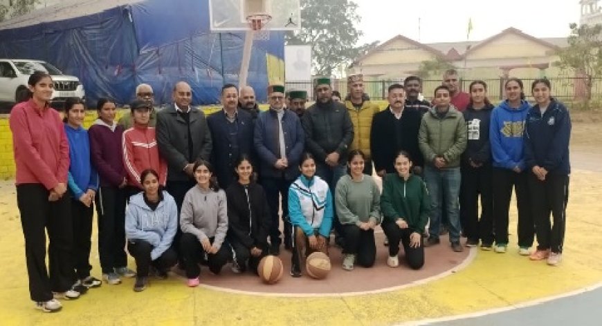 राष्ट्रीय स्तरीय बास्केटबाल प्रतियोगिता के लिए हिमाचल महिला टीम रवाना