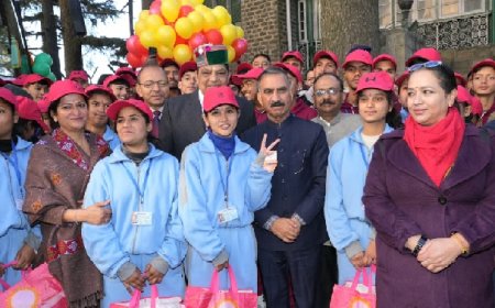 मुख्यमंत्री ने ‘चिल्ड्रन ऑफ द स्टेट’ को शैक्षणिक भ्रमण पर किया रवाना  