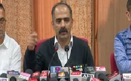 शिमला के चलौंठी  पहुचे मंत्री अनिरूद्ध सिंह ,भवनों का लिया जायजा, एनएचएआई वालो को मदद देने के निर्देश