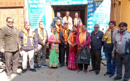 राज्य निर्माण आंदोलनकारी समिति की एक महत्वपूर्ण बैठक रामदेव मौर्य की अध्यक्षता में आयोजित 