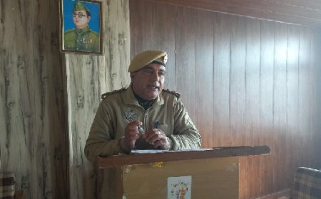 प्रदेश आदेशक गृह चतुर्थ वाहिनी नाहन के कंपनी कमांडर सुरेश ठाकुर ने पंच दिवसीय प्रशिक्षण शिविर का किया प्रांरभ