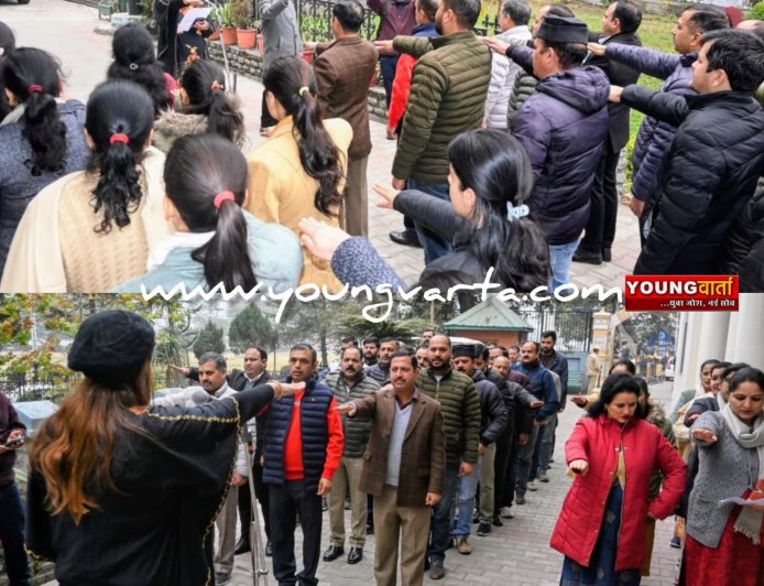 नव वर्ष पर राष्ट्रीय सड़क सुरक्षा माह की शुरुआत के अवसर पर सहायक आयुक्त ने कर्मचारियों को दिलवाई शपथ 