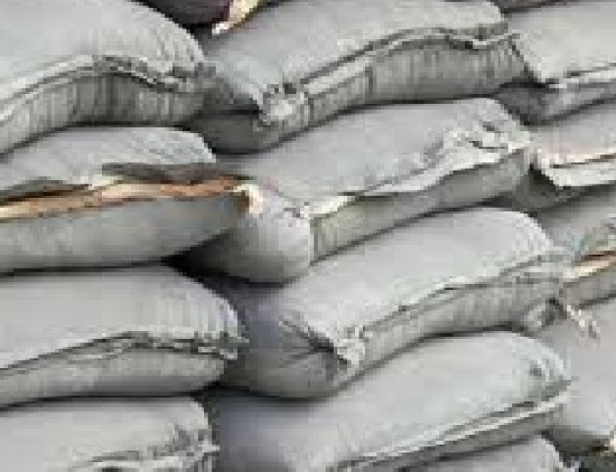 हिमाचल की जनता को महंगाई का झटका : प्रमुख कंपनियों द्वारा सीमेंट के दाम पांच रुपये प्रति बैग बढ़ा दिए रेट 