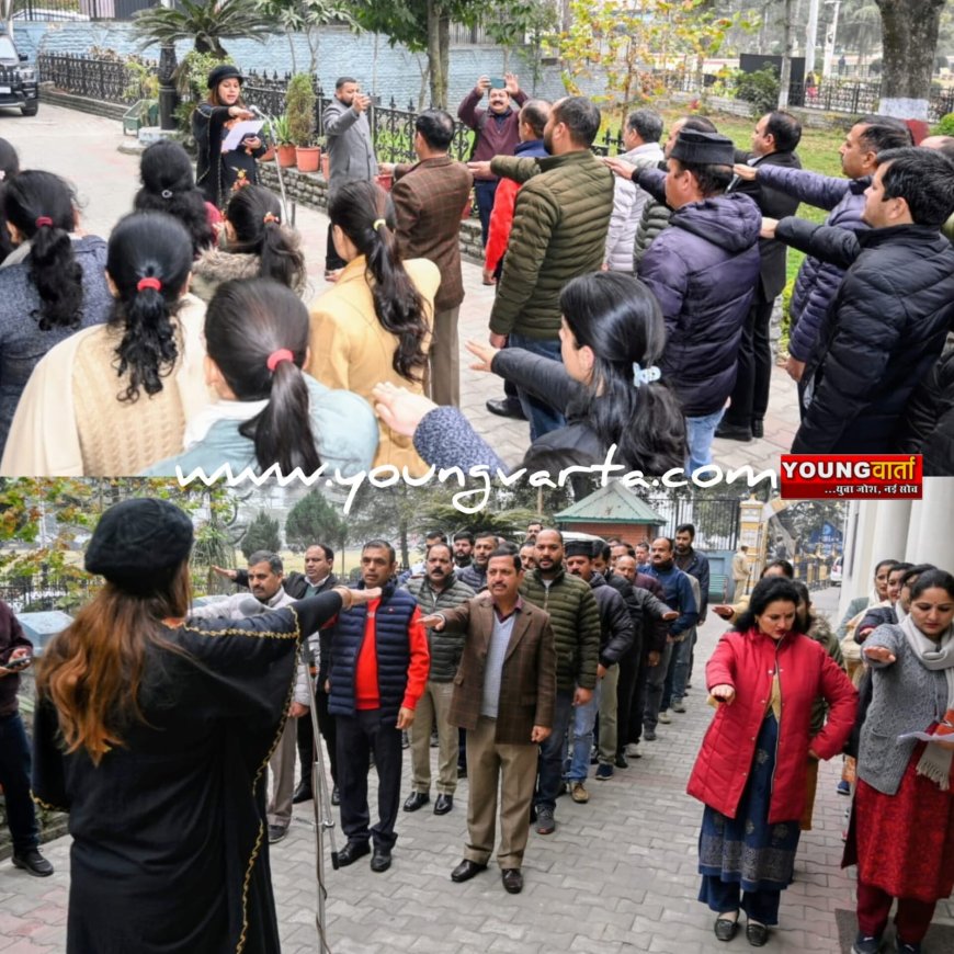 नव वर्ष पर राष्ट्रीय सड़क सुरक्षा माह की शुरुआत के अवसर पर सहायक आयुक्त ने कर्मचारियों को दिलवाई शपथ 