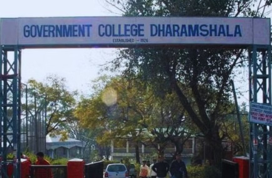 प्रदेश में डिप्रेशन में आने के बाद एक छात्रा की मौत,कॉलेज के एक प्रोफेसर और तीन अन्य छात्राओं पर आरोप 