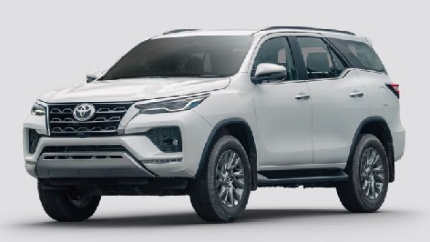 नेता प्रतिपक्ष जयराम ठाकुर और तीन मंत्रियों को सौंपी गई नई फॉर्च्यूनर गाड़ियों की चाबियां  