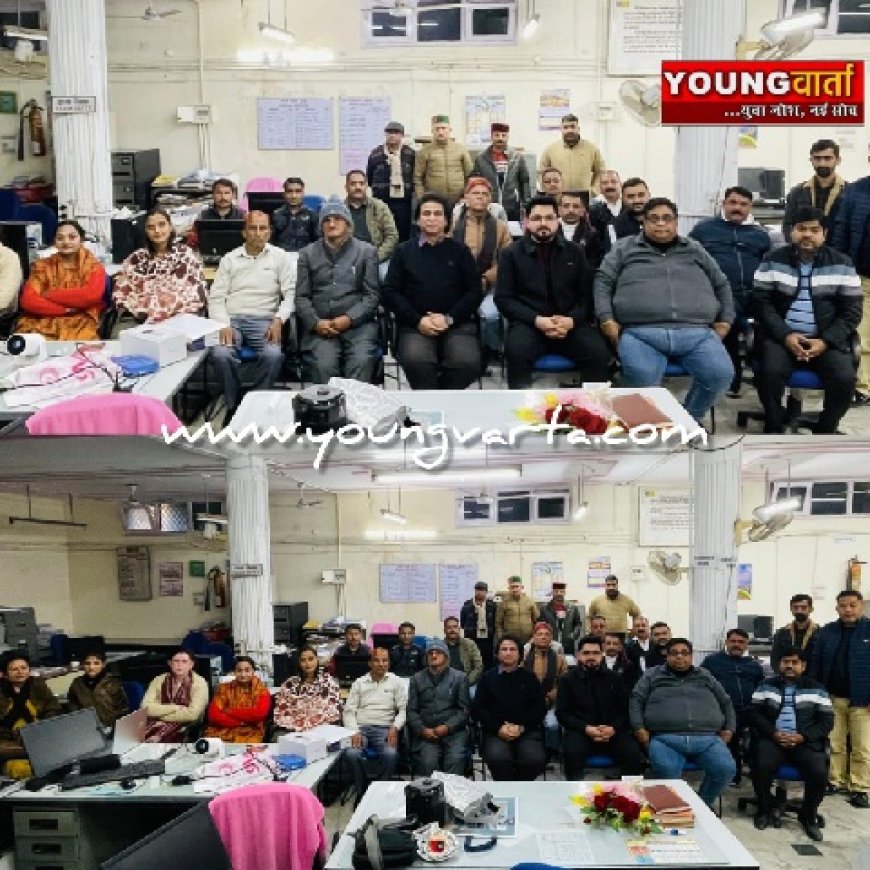 LIC की नाहन शाखा में अभिकर्ताओं के लिए विशेष कार्यशाला का आयोजन 