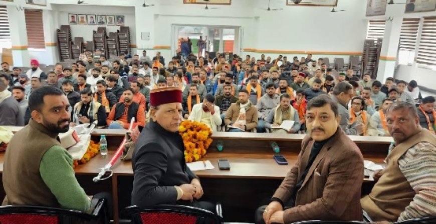 कांग्रेस सरकार ने तीन साल में युवाओं को ठगा और अपमानित किया, नहीं दी एक भी पक्की नौकरी  : डॉ बिंदल