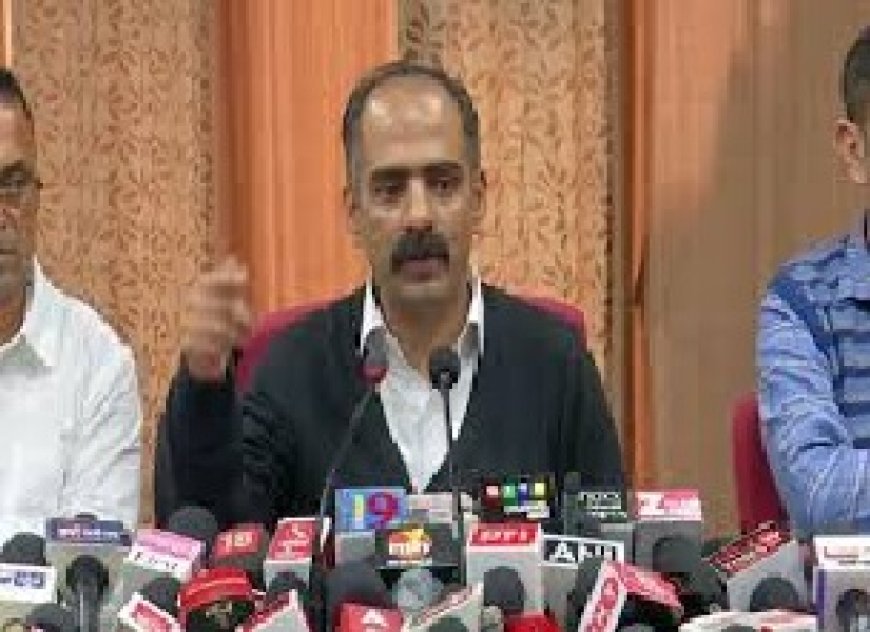 शिमला के चलौंठी  पहुचे मंत्री अनिरूद्ध सिंह ,भवनों का लिया जायजा, एनएचएआई वालो को मदद देने के निर्देश