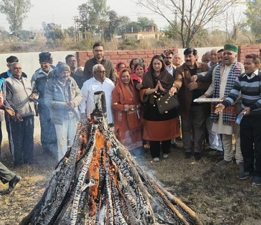 विधायक विवेक शर्मा ने 90 आपदा प्रभावित परिवारों को वितरित किए 65 लाख के चैक