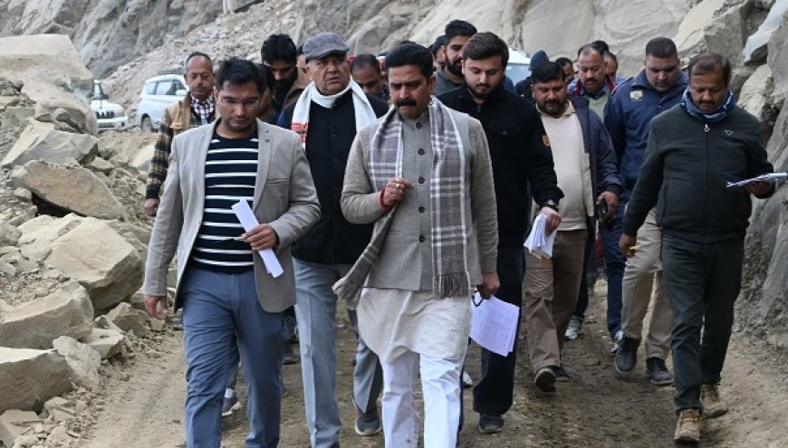 एनएच–03 सिहन से पाड़च्छु तक विधायक चन्द्रशेखर ने किया निरीक्षण