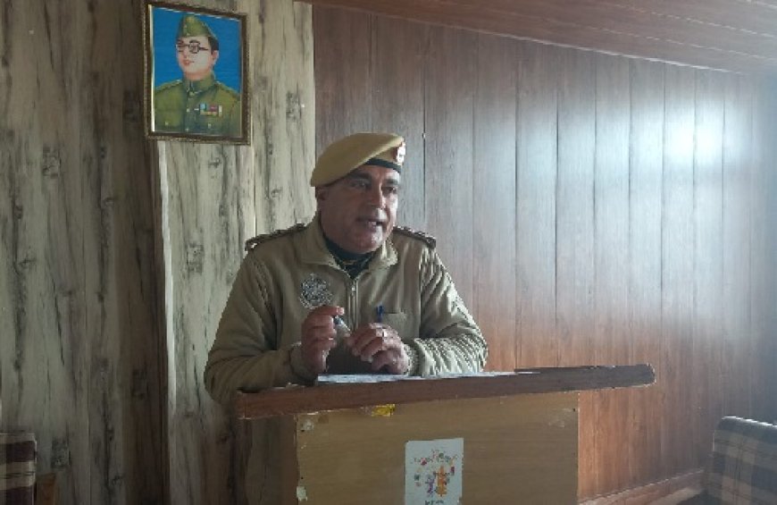 प्रदेश आदेशक गृह चतुर्थ वाहिनी नाहन के कंपनी कमांडर सुरेश ठाकुर ने पंच दिवसीय प्रशिक्षण शिविर का किया प्रांरभ