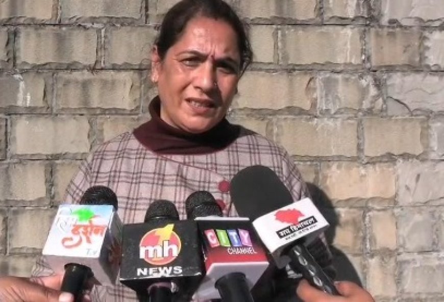 1500 की गारंटी पर सत्ता, 3 साल में जुमले और क्षेत्रवाद; कांग्रेस ने 28 लाख महिलाओं से किया खुला विश्वासघात : रमा ठाकुर 