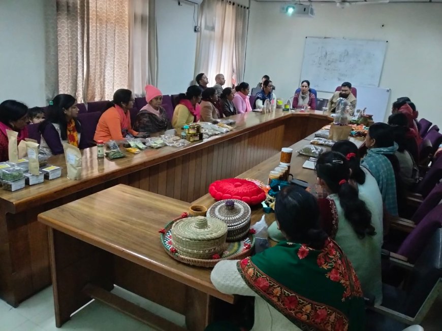 स्वयं सहायता समूहों के उत्पादों की ऑनलाइन मार्केटिंग भी होगी शुरू : अभिषेक गर्ग