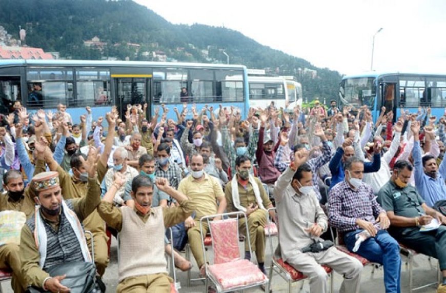 HRTC कार्यशाला के निजीकरण के खिलाफ तकनीकी कर्मचारियों का मोर्चा, आंदोलन की चेतावनी