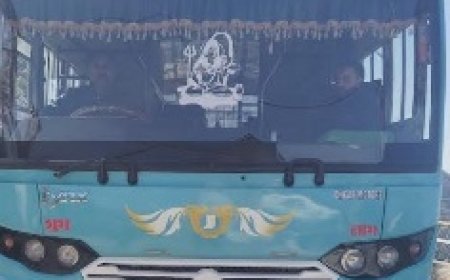 आरटीओ शिमला ने बिना परमिट और आवश्यक दस्तावेजों के सड़कों पर दौड़ रही निजी बस को किया जब्त  