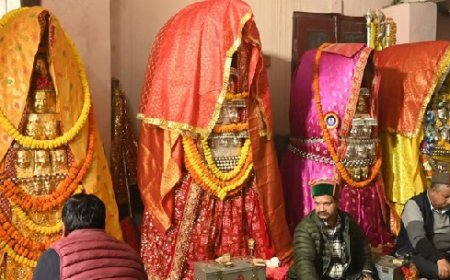 परंपरा : अंतरराष्ट्रीय महोत्सव में एक सप्ताह तक राजमहल में रानियों के निवास स्थान में घूंघट में वास करती सभी देवियां