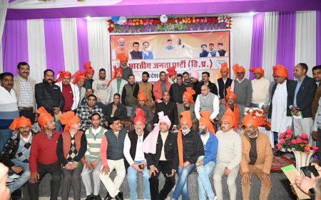 मुख्यमंत्री केंद्र सरकार को कोसना बंद कर टकराव का रास्ता छोड़ें , इसी में भलाई : जयराम ठाकुर