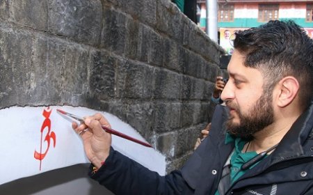 शिवरात्रि महोत्सव में पहली बार वॉल पेंटिंग, पायुक्त अपूर्व देवगन ने इस गतिविधि का किया शुभारम्भ