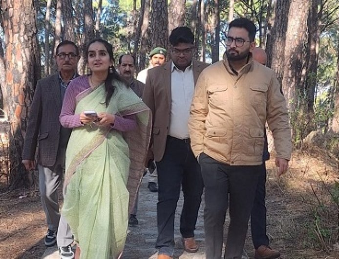 हीरानगर के पार्क में किया जाएगा विभिन्न सुविधाओं का विस्तार : गंधर्वा राठौड़