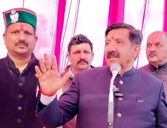 उपमुख्यमंत्री ने अंब उपमंडल के दिलवां में शिव रूद्रा पेट्रोल पंप का किया उद्घाटन