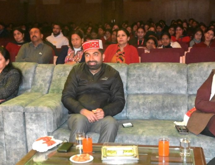 अतिरिक्त उपायुक्त ने किया अंतरराष्ट्रीय शिवरात्रि महोत्सव के नाट्य मंचन का शुभारंभ