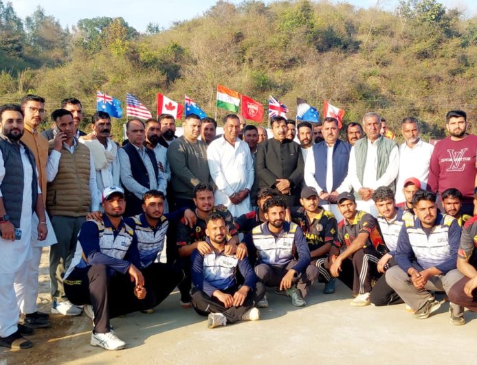 सरकार खेल सुविधाओं के विस्तार को प्रतिबद्ध : मुकेश अग्निहोत्री